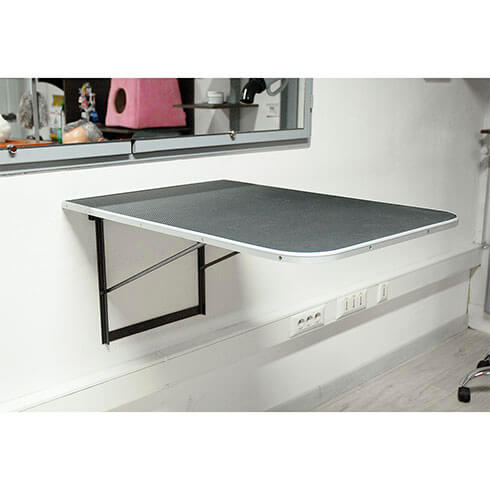 Table de toilettage à fixer au Mur